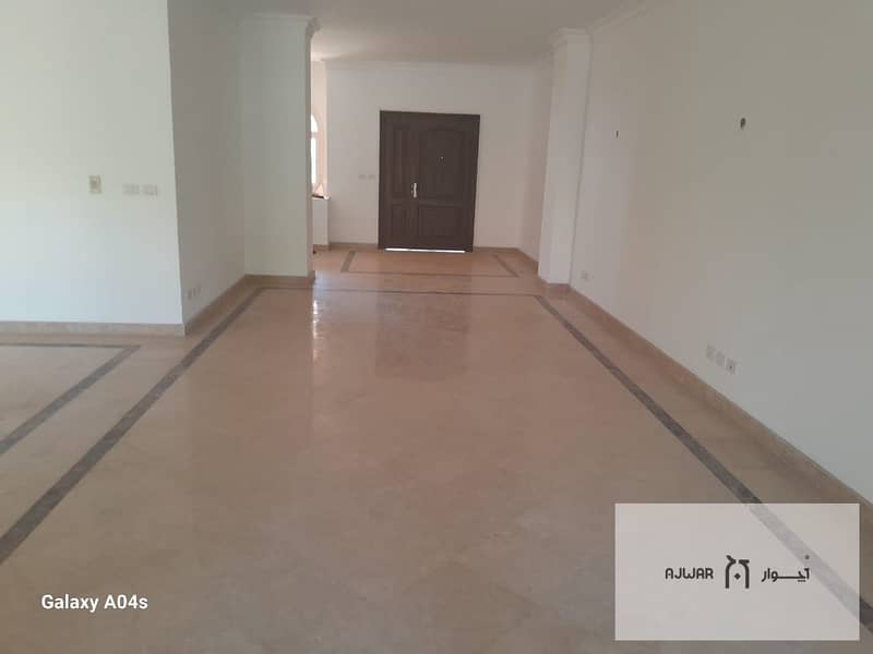 2 eaaeffbe-66c2-4ef1-9cfa-352a4e331cd6. jpg