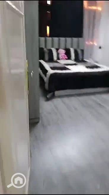 4 e8e0d25b-2d94-405f-a7d9-c78a30bbfcd0. jpg