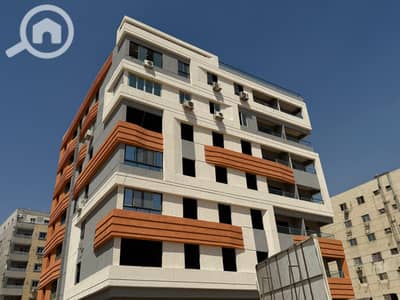 3 Bedroom Flat for Sale in Mokattam, Cairo - شقة للبيع 140م بالتقسيط استلام فورى بالحى الأول بالهضبة الوسطى المقطم
