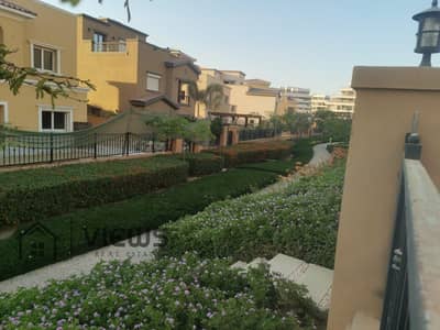 توين هاوس 4 غرف نوم للبيع في القاهرة الجديدة، القاهرة - 1a884044-dc75-428b-9fd6-8a08d1719907. jpg