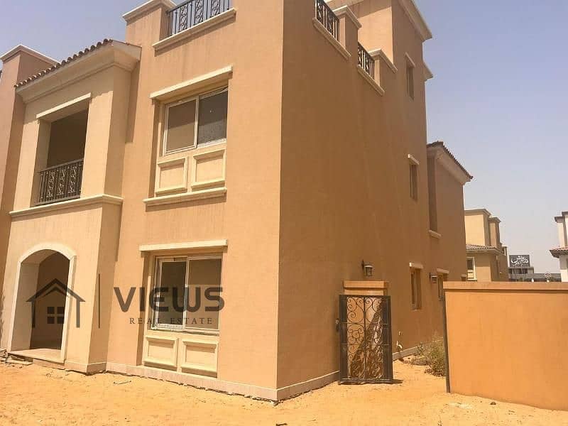 10 5b29e298-9a1f-4d07-996b-157b47d7b208. jpg