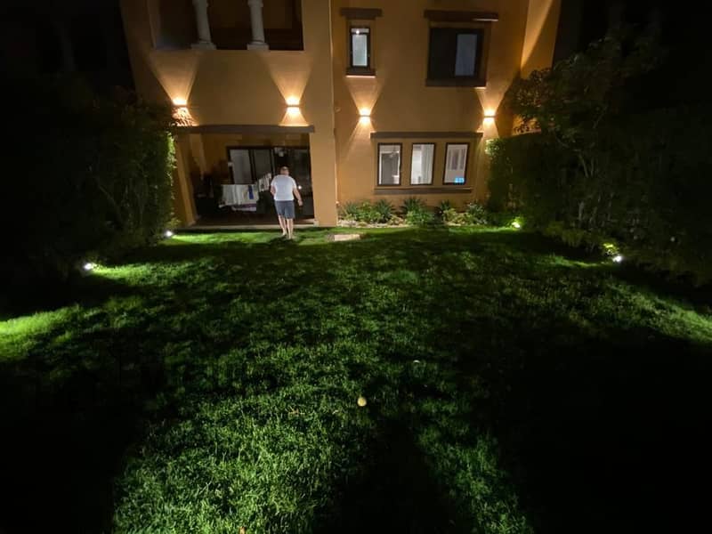 7 b54eac25-e2a4-42e1-9f22-75a75865badc. jpeg