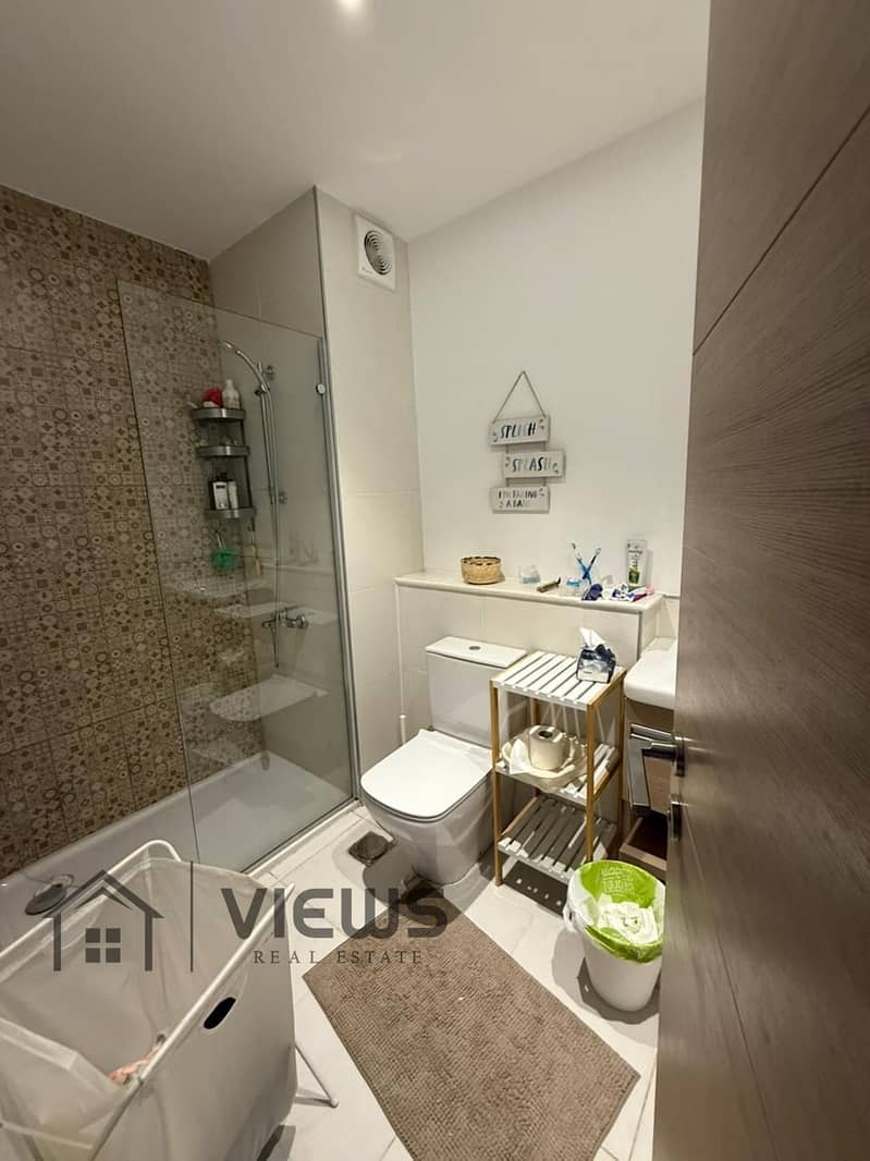 14 7665dc7f-1282-4d78-915b-4e50eb6a2e2a. jpeg