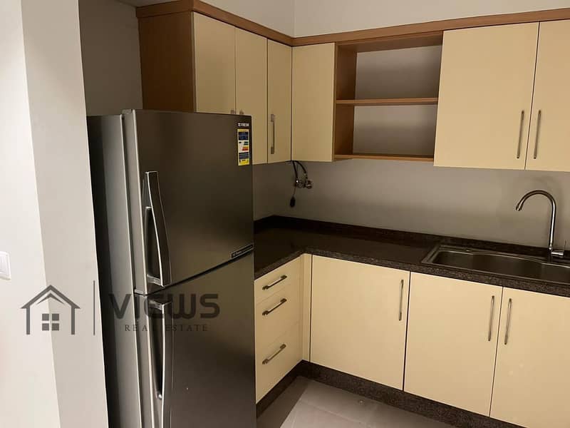 3 cb65177f-a3ee-421d-ad7e-1193f0f437b4. jpeg