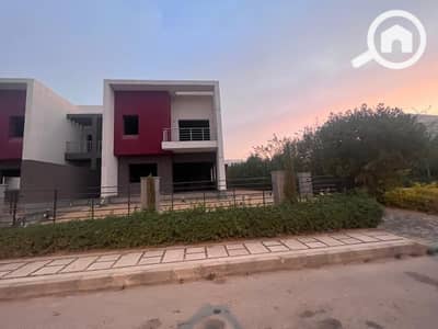 فیلا 3 غرف نوم للبيع في مدينتي، القاهرة - 940089e3-e538-448d-990d-e0c83799575b. jpeg