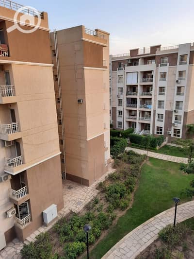 2 Bedroom Apartment for Sale in Madinaty, Cairo - للبيع في مدينتي96م رابع بي7تشطيبات بسعر تجاري فيو بارك بجوار الخدمات