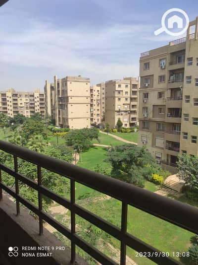2 Bedroom Apartment for Sale in Madinaty, Cairo - شقه للبيع 89م مدينتي G65 لوكيشن مميز اول سكن دور رابع بجوار الخدمات