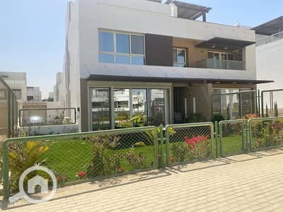7 Bedroom Villa for Sale in 6th of October, Giza - 491086658_4030438570534153_597316003300493410_n. jpg