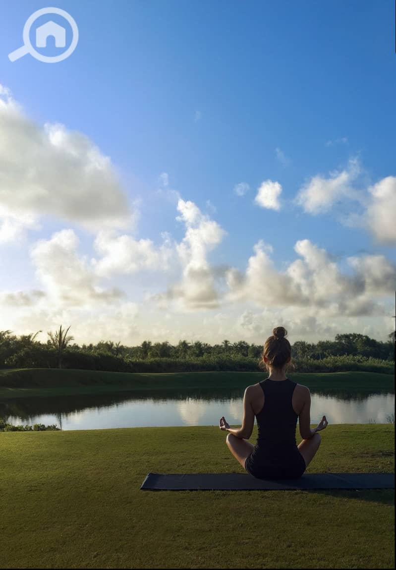 3 City-Gate---Yoga-v. png