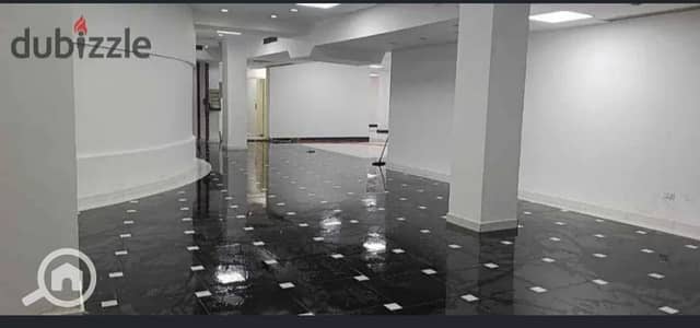 Commercial Building for Rent in Nasr City, Cairo - ارضي واول 650م مكرم عبيد الرئيسي يصلح لجميع الاغراض الاداريه والتجاريه