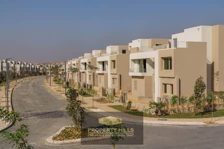 4 Bedroom Villa for Sale in 6th of October, Giza - PHOTO-2023-09-13-16-23-19 (1). jpg