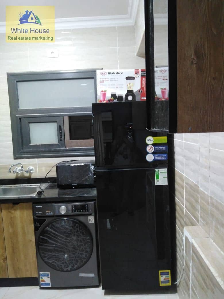 12 صورة واتساب بتاريخ 1447-03-08 في 06.00. 02_7b1f456a. jpg