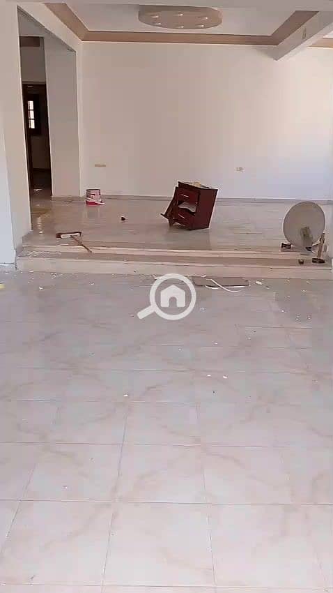 4 WhatsApp Video 2025-08-31 at 18.17. 18_e8f9baaf_000001. jpg