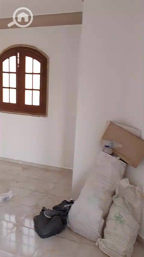 5 WhatsApp Video 2025-08-31 at 18.17. 18_e8f9baaf_000006. jpg