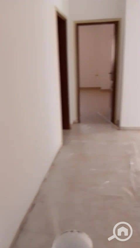 20 WhatsApp Video 2025-08-31 at 18.17. 18_e8f9baaf_000076. jpg