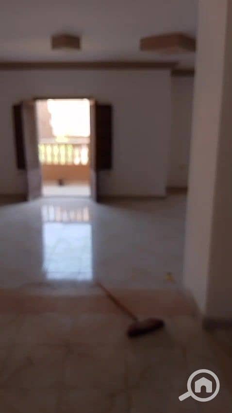 25 WhatsApp Video 2025-08-31 at 18.17. 18_e8f9baaf_000097. jpg