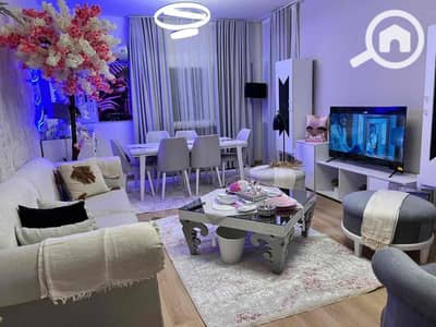شقة 3 غرف نوم للايجار في 6 أكتوبر، الجيزة - 1346406b-9d6b-4e6f-8784-6d5636f9ab91. jpg