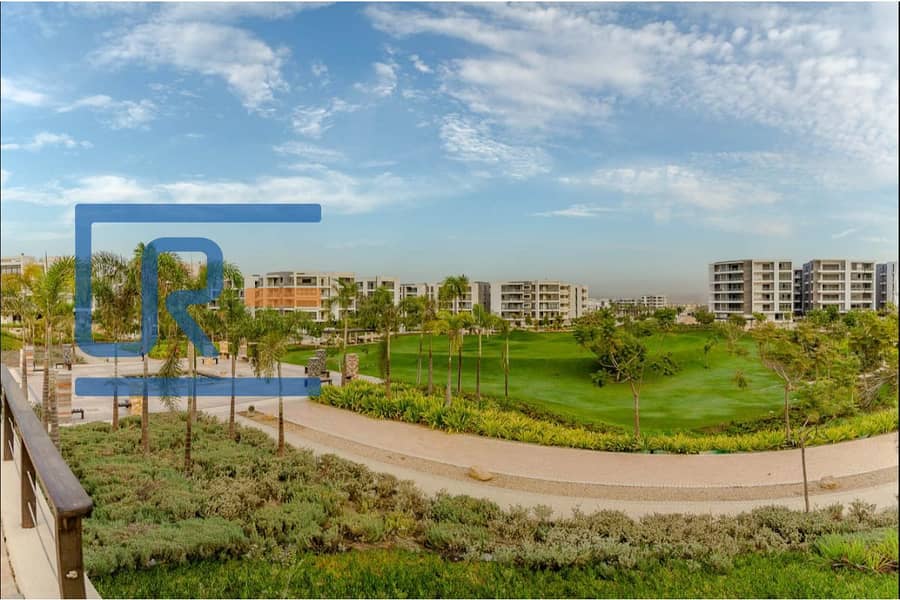 11 مساحات خضراء بكمبوند تاج سلطان. jpg