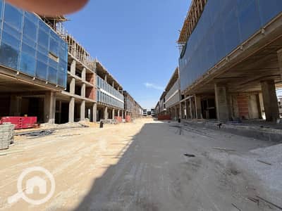 مکتب  للبيع في 6 أكتوبر، الجيزة - 25a4e2f3-ade7-4978-ab6b-1554851522d2. jpg