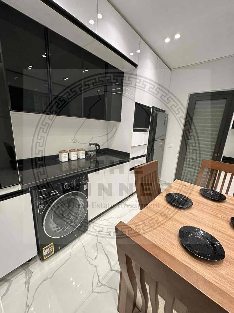 7 2ad823de-c7a5-4ce7-9d10-d6cdf6a3eb53. jpg