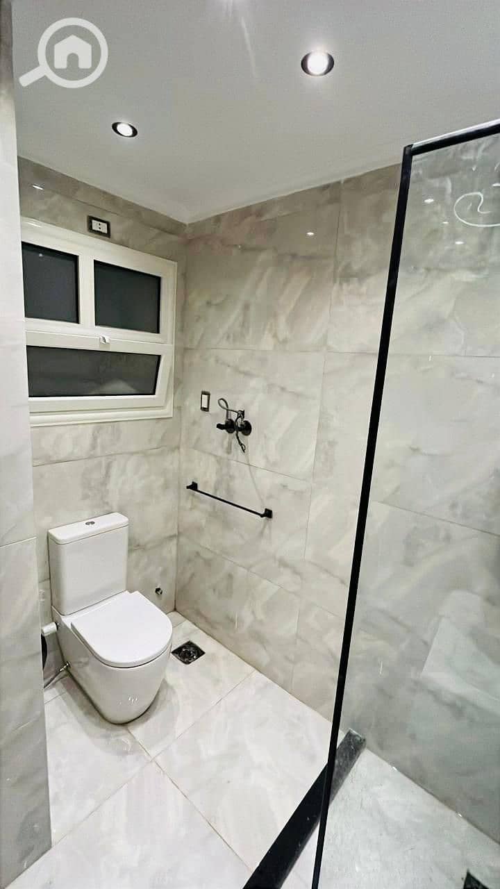 18 e5f80d24-5199-4ac2-aafe-8bac596d1222. jpg