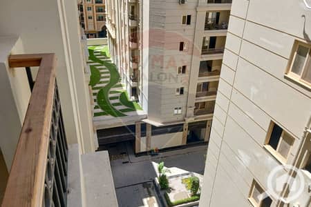 فلیٹ 3 غرف نوم للايجار في سموحة، الإسكندرية - 1. jpg