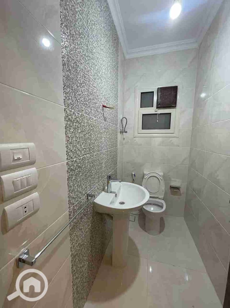 8 IMG-20250901-WA0044. jpg