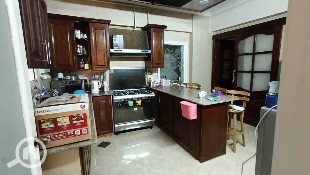 14 f9baba35-aec1-4967-b91e-c4bee86f1603. jpg