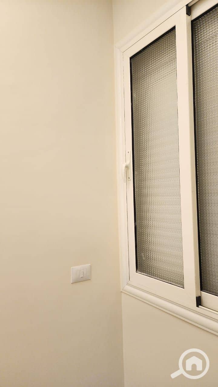 11 ab8e9653-05db-4de7-b4b7-bb213f923d07. jpg