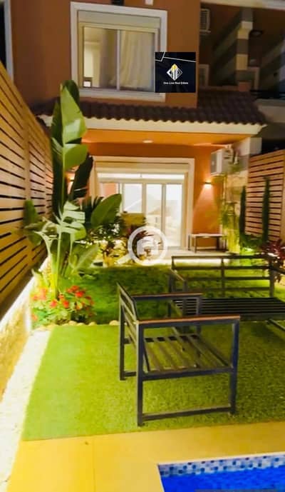تاون هاوس 4 غرف نوم للبيع في 6 أكتوبر، الجيزة - 6ec8b0ac-b371-4bde-8432-264025fb5cae. jpeg