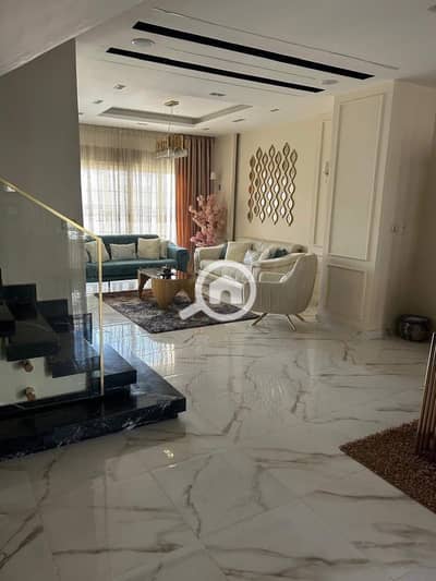 فیلا 5 غرف نوم للبيع في مدينة الشروق، القاهرة - 532523226_122180950388560356_1861943000555277846_n. jpg