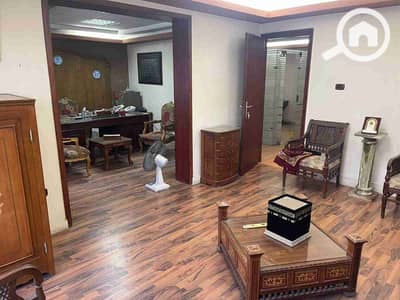 مکتب  للايجار في مصر الجديدة، القاهرة - 1000449823. jpg