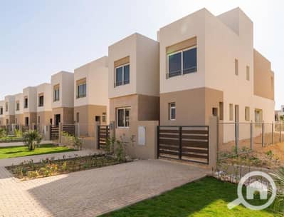 3 Bedroom Townhouse for Sale in 6th of October, Giza - 5e9052b9-0938-437a-a6b8-1088928b84eb. jpg