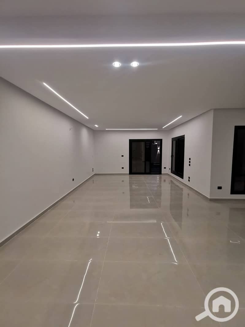 7 1000072645. jpg