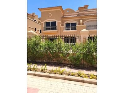 تاون هاوس 4 غرف نوم للبيع في مدينة الشروق، القاهرة - فرصة العمر – تاون هاوس في الباتيو برايم بأقل من سعر السوق ب 8 مليون