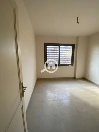 2 Bedroom Flat for Sale in New Capital City, Cairo - فرصة لن تتكرر – شقة في نور أقل من سعر الشركة بـ 4