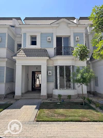 4 Bedroom Townhouse for Sale in 6th of October, Giza - 523833394_741955831759957_6861786105361982319_n. jpg