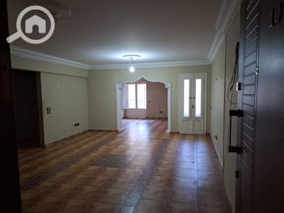 شقة 2 غرفة نوم للايجار في سموحة، الإسكندرية - 6b9b2c9e-3a4c-4064-8fbd-7a5dc21b2ea4. jpg