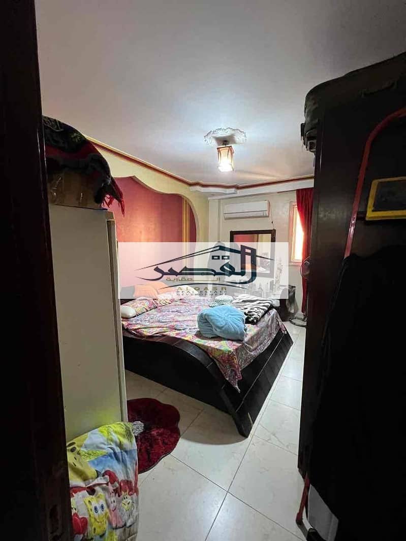 8 5f730d9b-ba00-40b8-a729-3519cc2a1839. jpg
