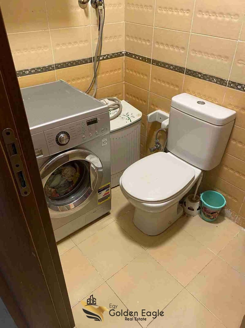 4 1000438396. jpg
