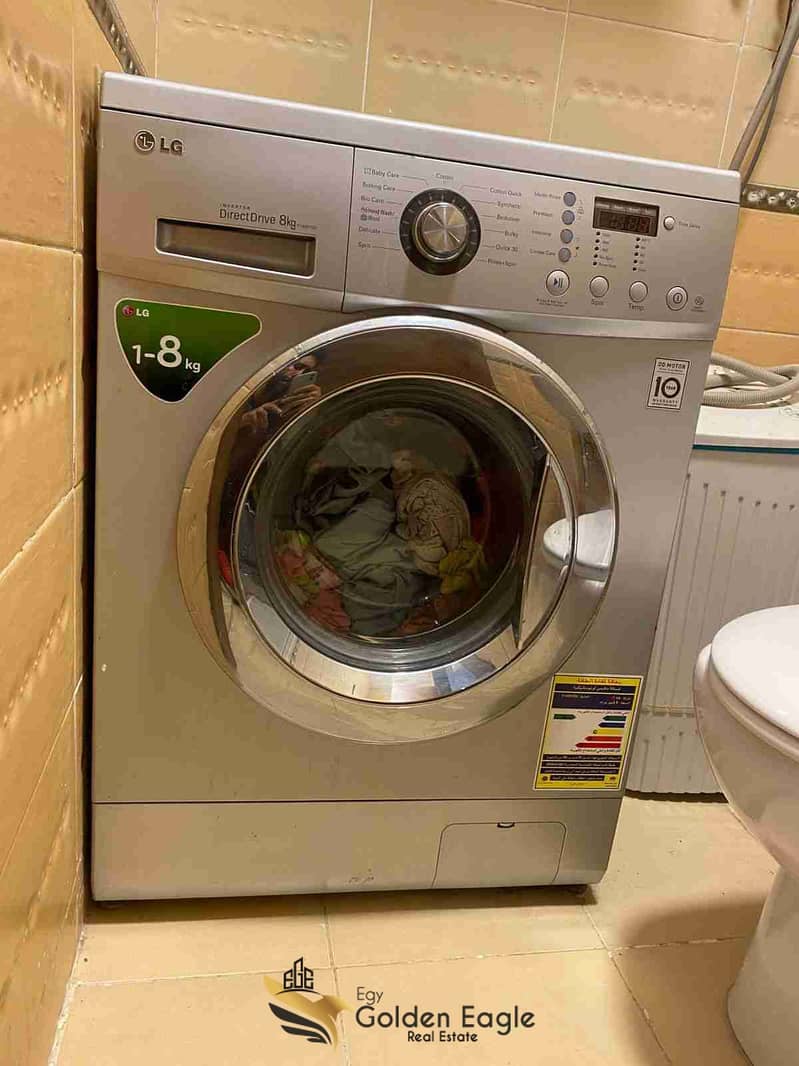 8 1000438393. jpg