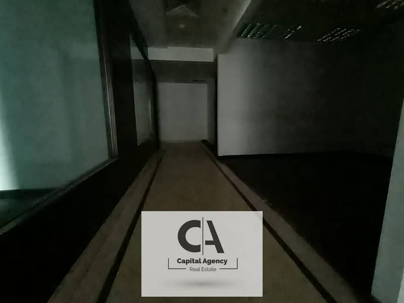 17 969ab571-aa36-4f64-a00a-aa3a27360c7a. jpg
