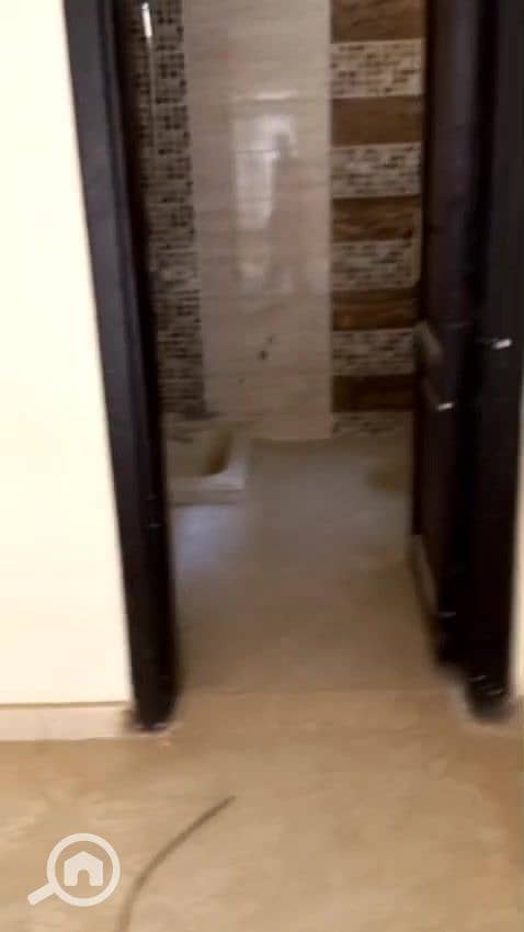 17 WhatsApp Video 2025-09-02 at 17.55. 07_cfaa225b_000264. jpg