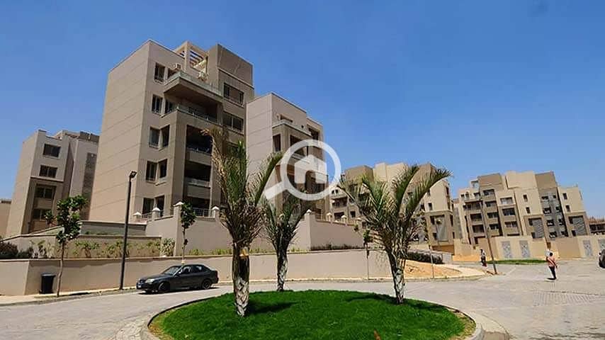 2 كمبوند-فيلدج-جيت-القاهرة-الجديدة. jpg