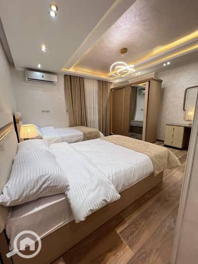 3 Bedroom Flat for Sale in New Cairo, Cairo - 9. jpg