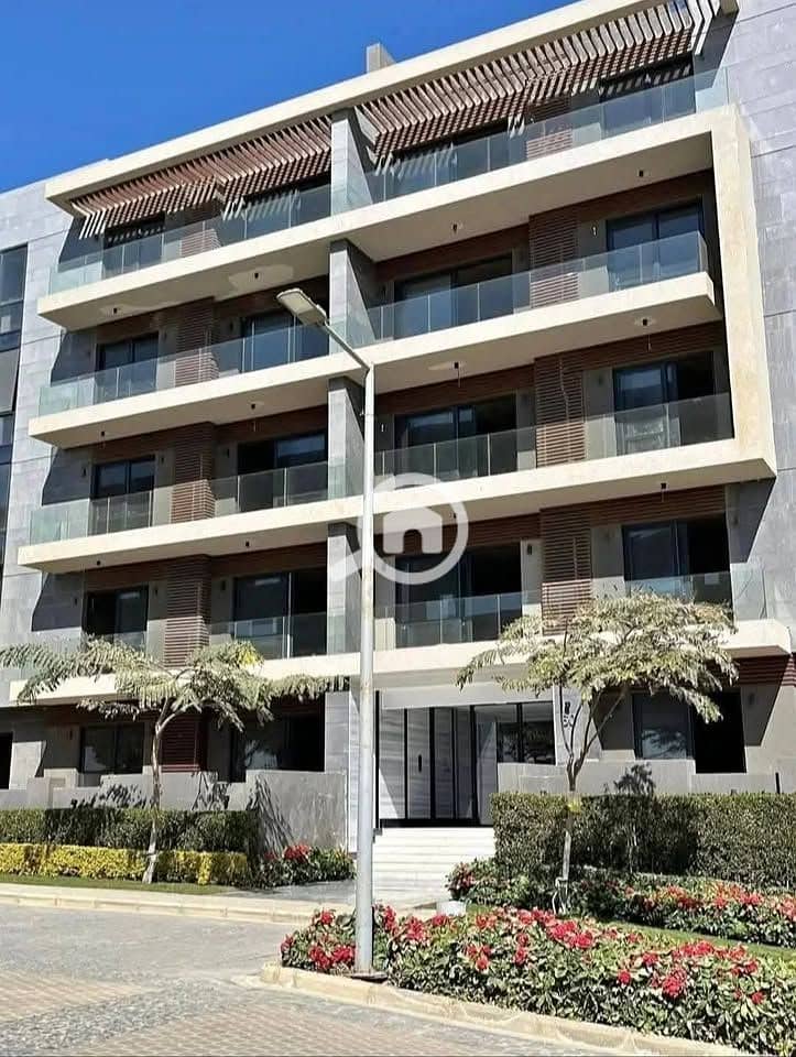 2 lavista patio oro compound. jpg