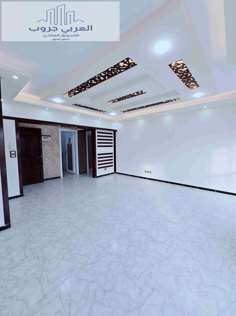 1000240872. jpg 1000240872. jpg