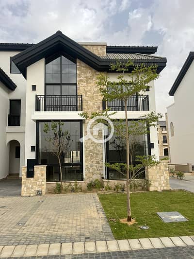 5 Bedroom Villa for Sale in New Cairo, Cairo - 669afc73-7f9b-47f9-bd8f-77d17fd65742. jpg