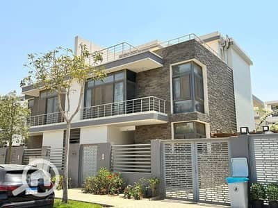 5 Bedroom Villa for Sale in New Cairo, Cairo - 506181461_4136110113345210_3828866110763333470_n. jpg