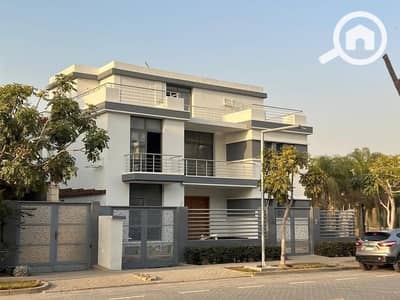 4 Bedroom Villa for Sale in New Cairo, Cairo - 488498061_2885827871577455_69090674201412030_n - Copy. jpg